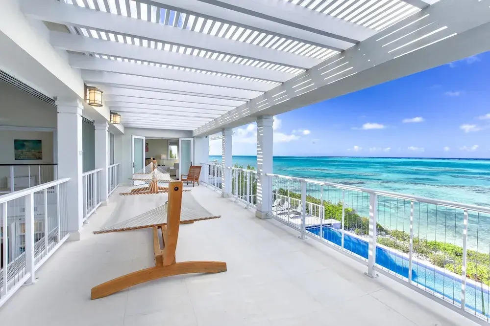 Azure Villa - Four Bedroom Villa