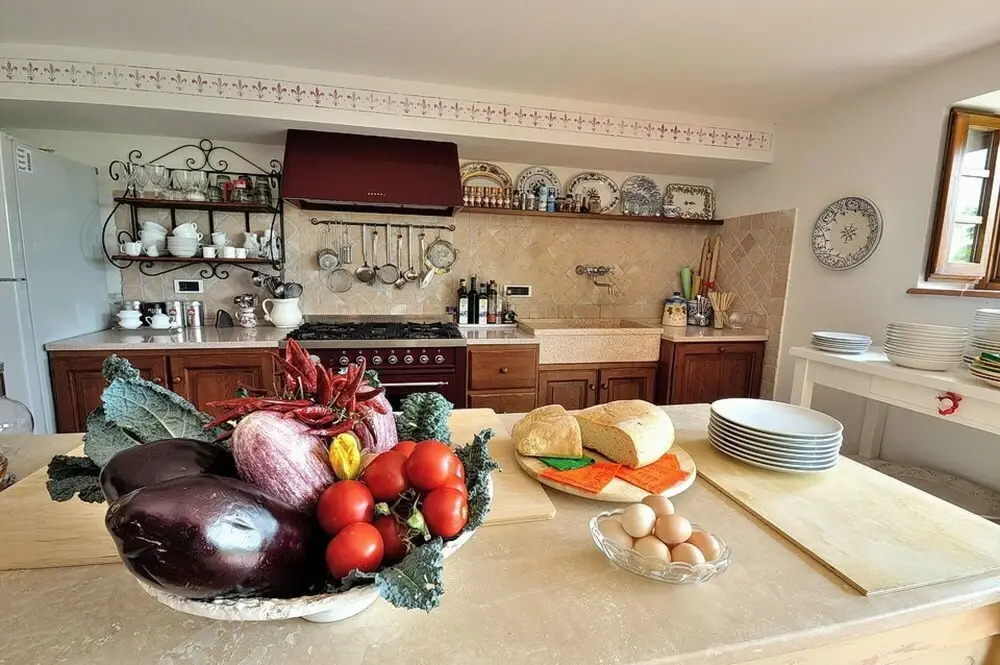 Toscana Fantastica - Cortona Villa Sleeps 6 Large Pool and Chef s Kitchen