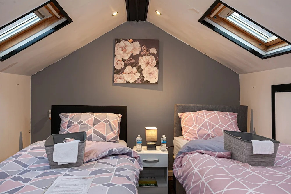 Captivating 5-bed House in Horwich Bolton