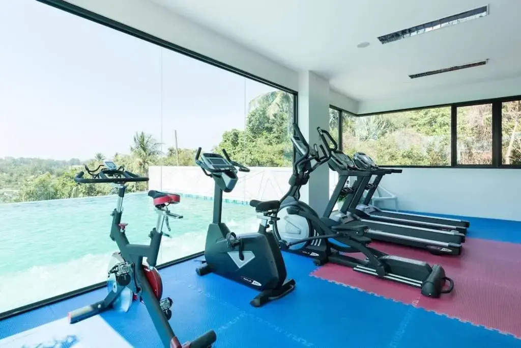 1b Pool, Gym, Walk to Lovely Naiyang Beach