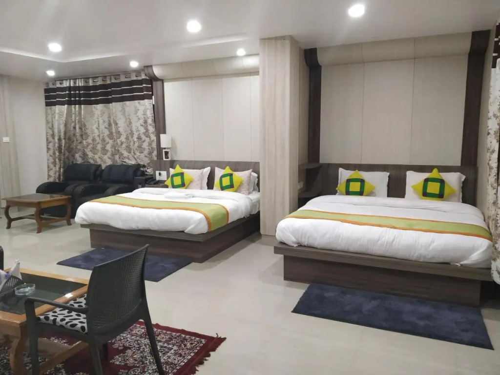Ziro Palace Inn