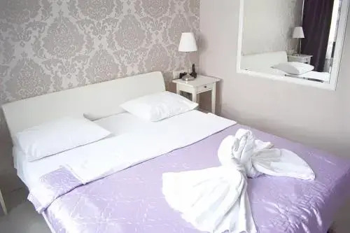 Damjan Hotel