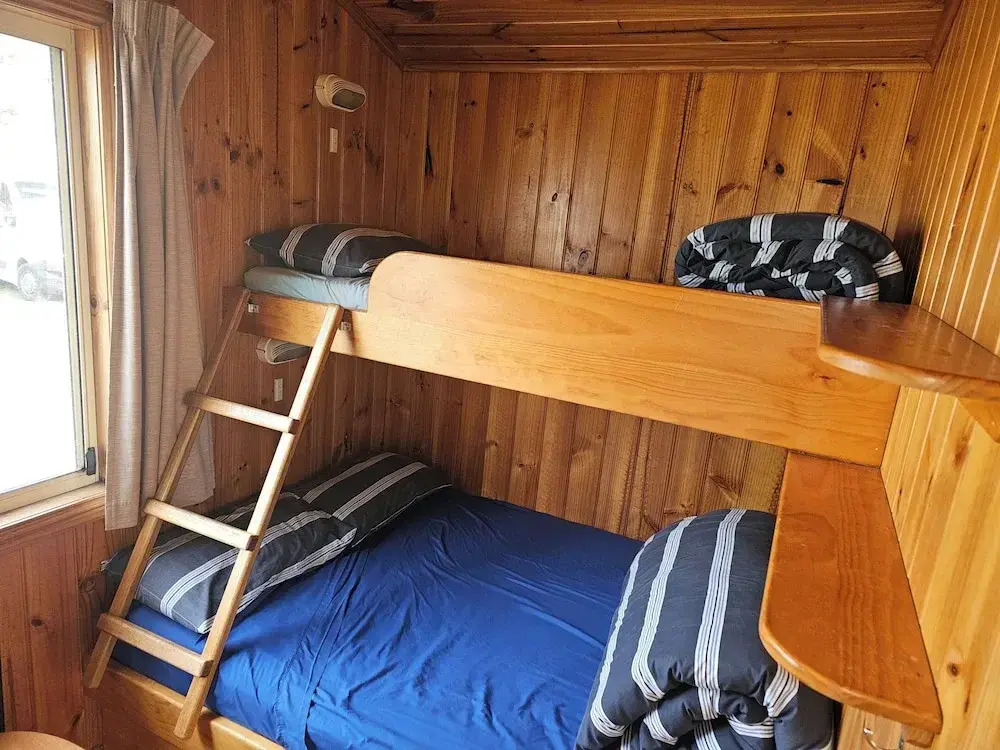 Snug Beach Cabin And Caravan Park