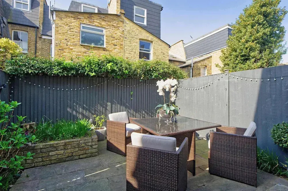Stunning 3 bed Home With Garden - Wandsworth