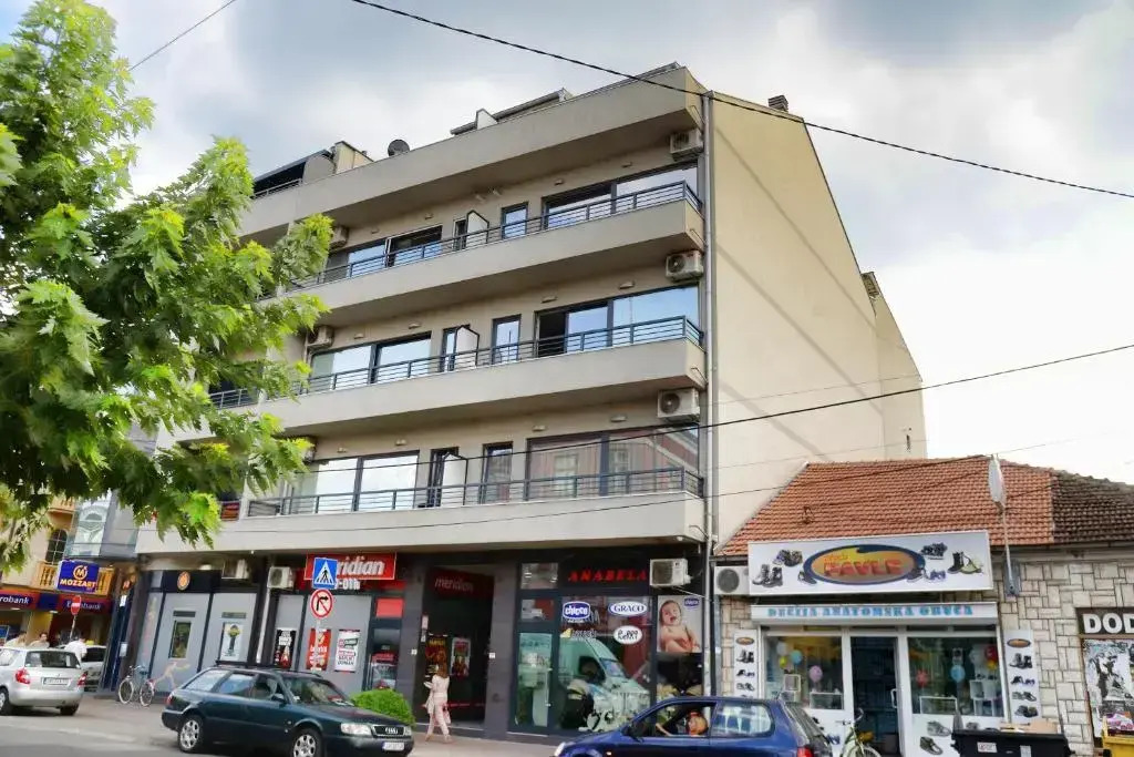 Gold Studio Apartmani