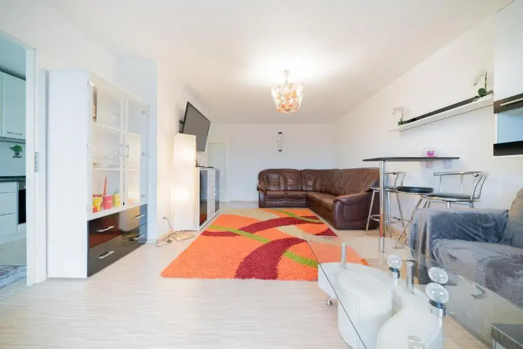 Id 6851 | Private Apartment