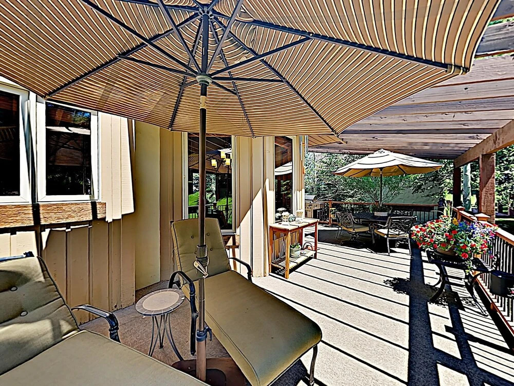 Sprawling Arrowhead W/ Pool & Hot Tub 6 Bedroom Home
