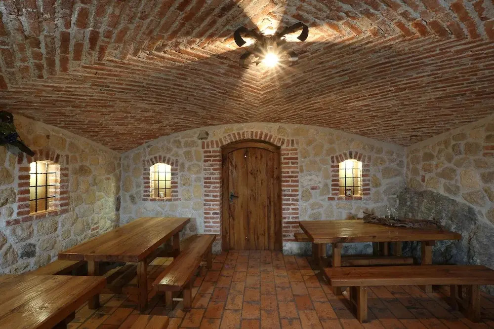 Vineyard cottage Med vinogradi
