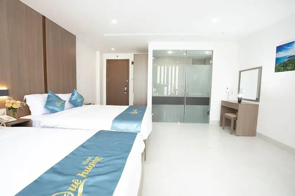 QUE HUONG HOTEL