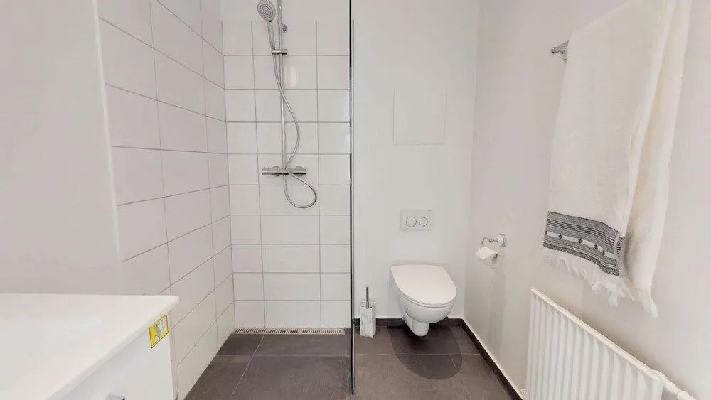 189M2 New Luxury Apt - City Centralprof Cleaning
