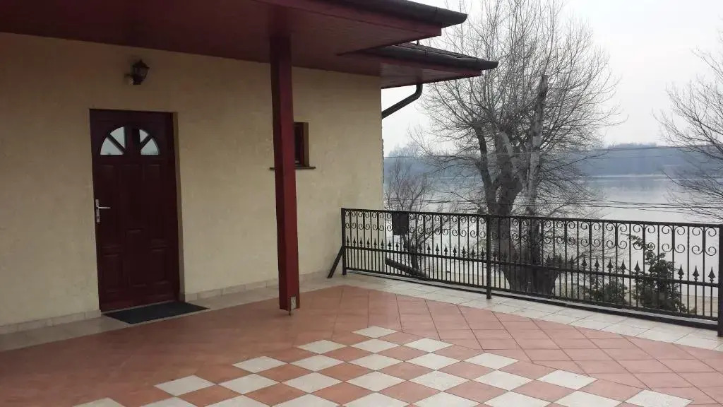 Part Cafe Panzió