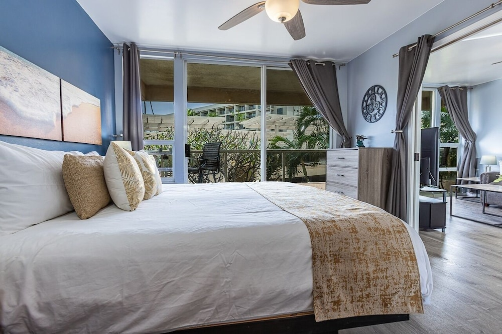 Maui Banyan P202 2 Bedroom Condo