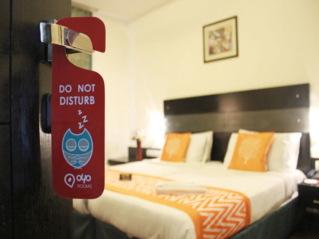 Hotel Camria by OYO Rooms