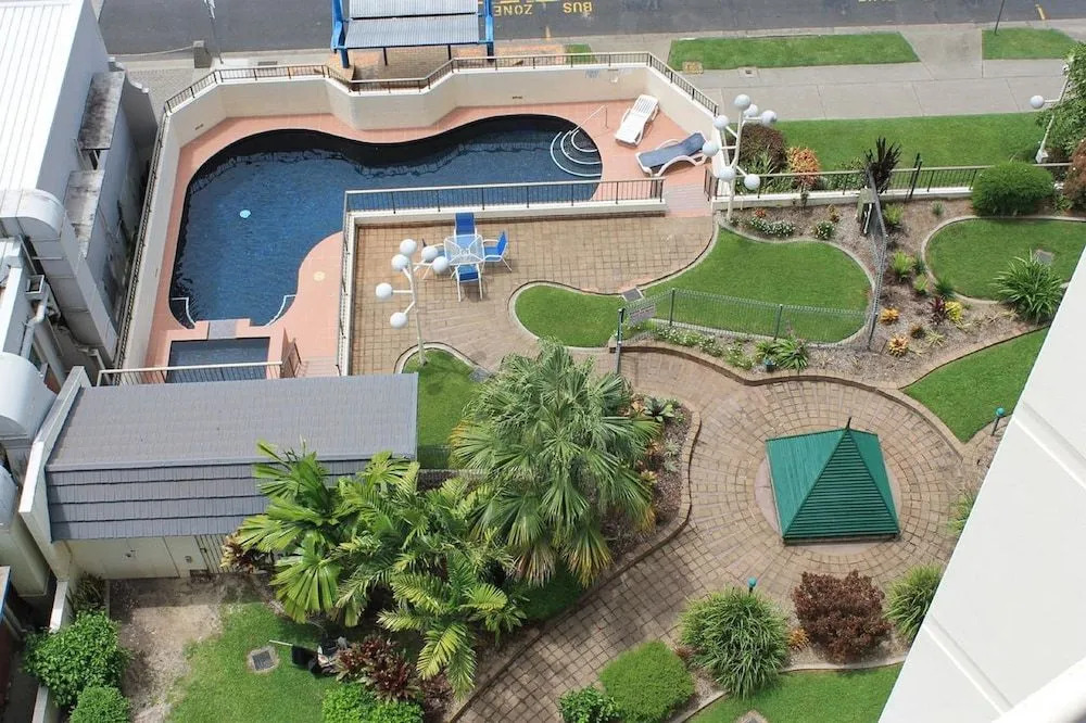 Cairns Ocean View Apartment