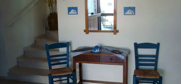 Philippos Studios & Apartments