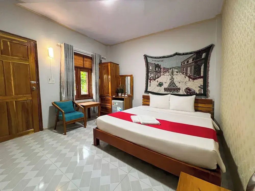 Sea Breeze Resort & Spa