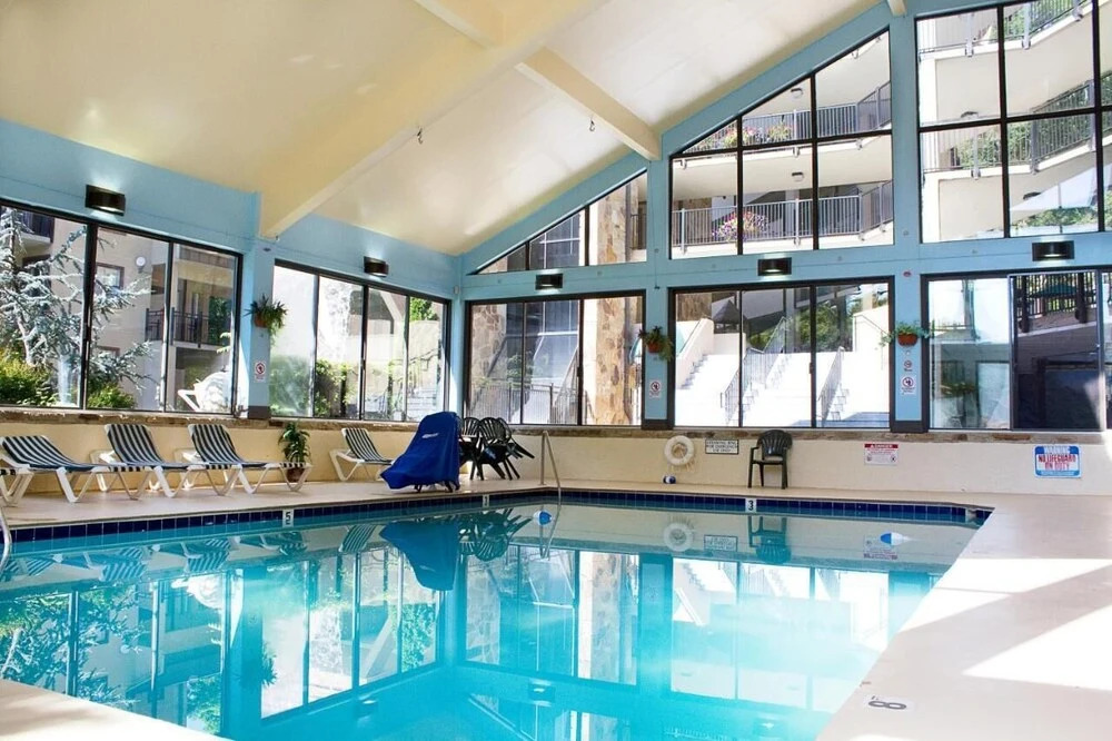 Gatlinburg Ski Week! 2 Bedroom 2 Bath Full Kitchen Sleeps N6834