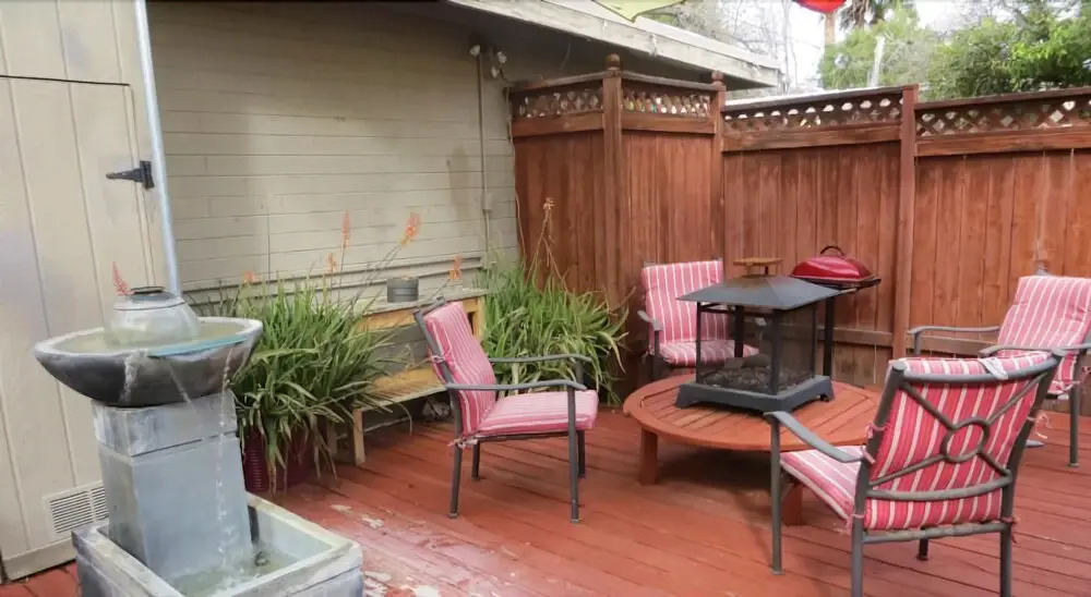 Zenyard Guest House