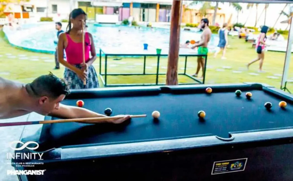 Infinity Beach Club Resort & Hostel Koh Phangan