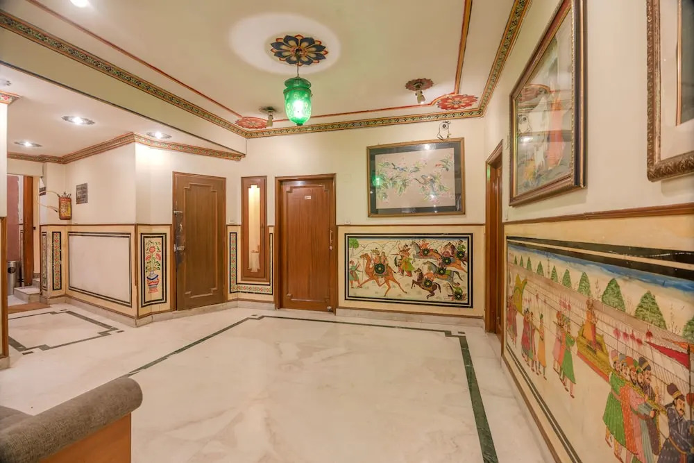 OYO 2428 Hotel Ashish