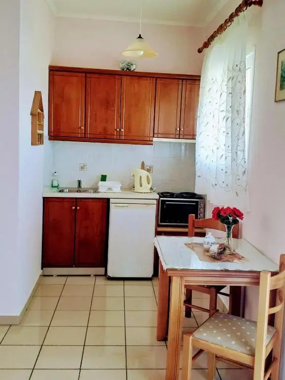 spiros maria studios