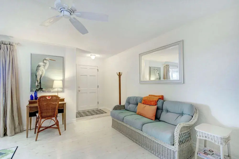 2204 Ocean Road by Hodnett Cooper