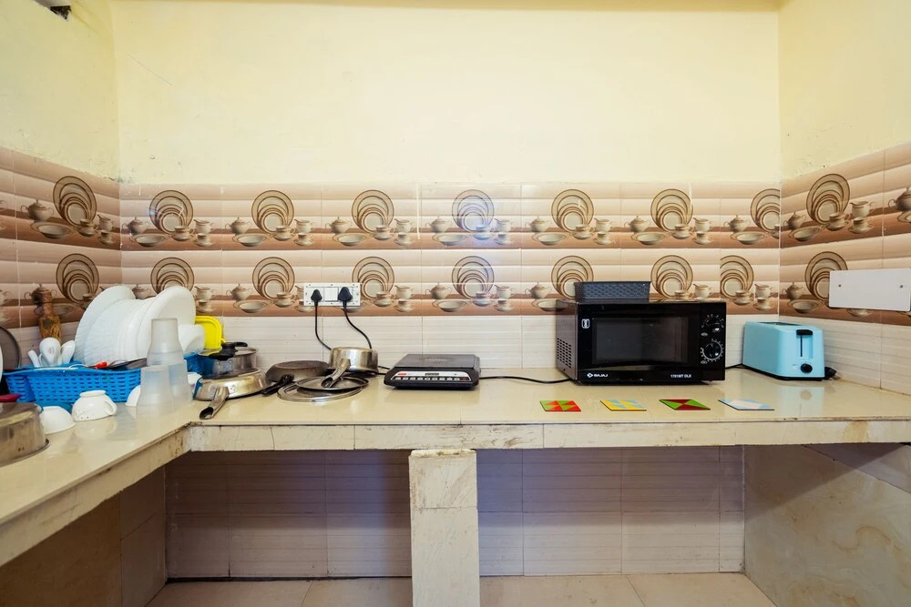 OYO 12429 Home Vintage 3BHK Villa Library Road