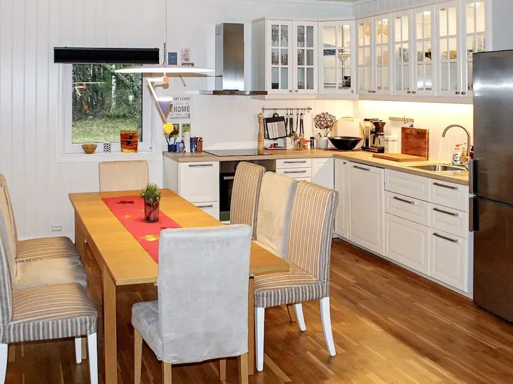 16 Person Holiday Home in Færvik
