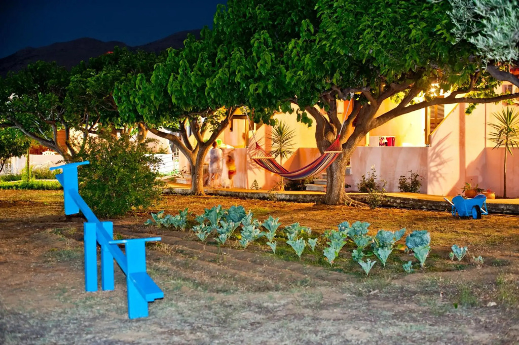 Dolphin Apartments
