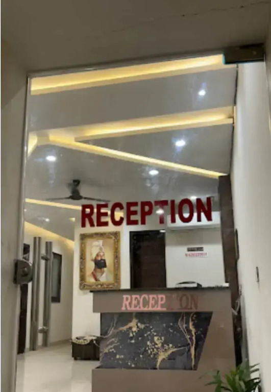 Goroomgo 11 Inn Ludhiana