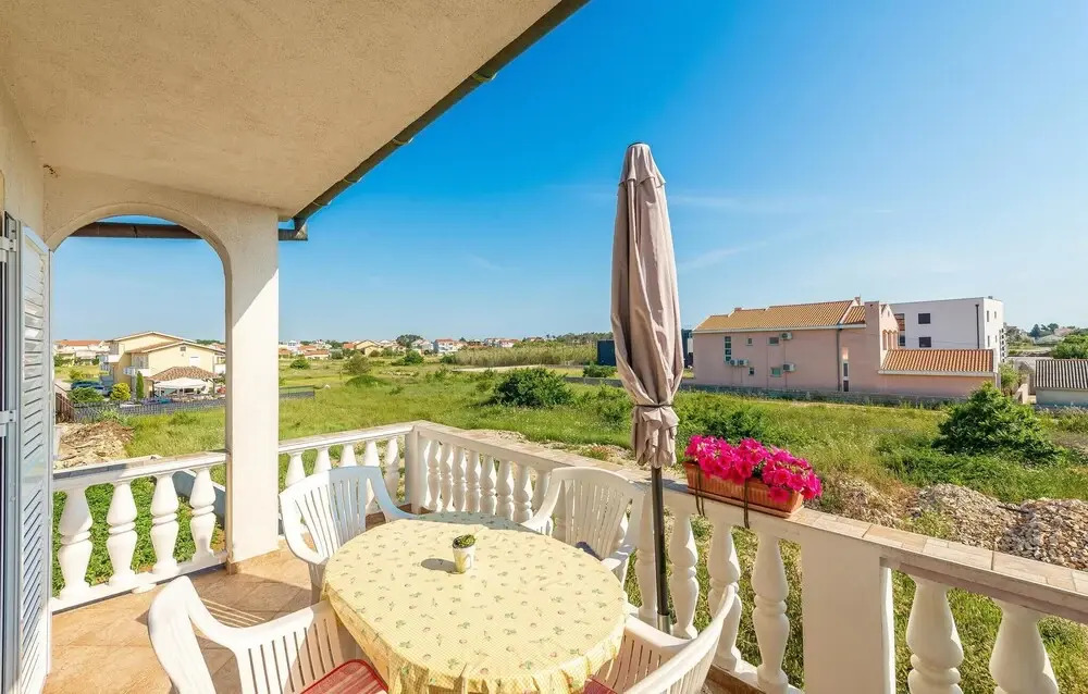 Nice Apartment in Privlaka With 1 Bedrooms and Wifi