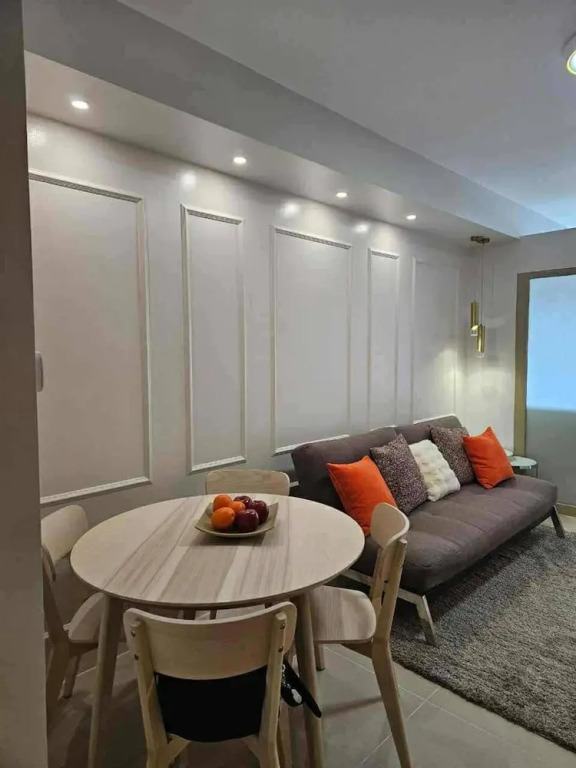 Scandi-inspired Pasay Apartment for Rent - Entire House With Balcony Facing MOA