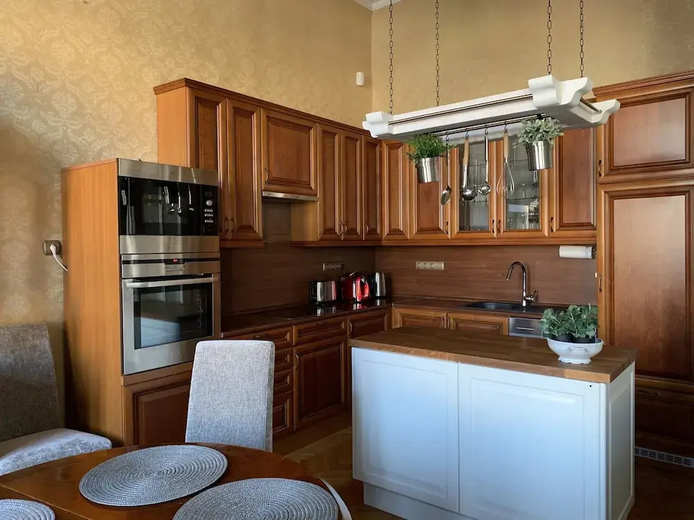 Luxury Apartment by Hi5-Baross Sqr Suite