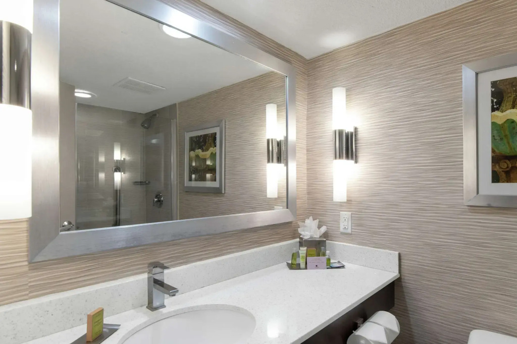 DoubleTree by Hilton Hotel Jacksonville Airport