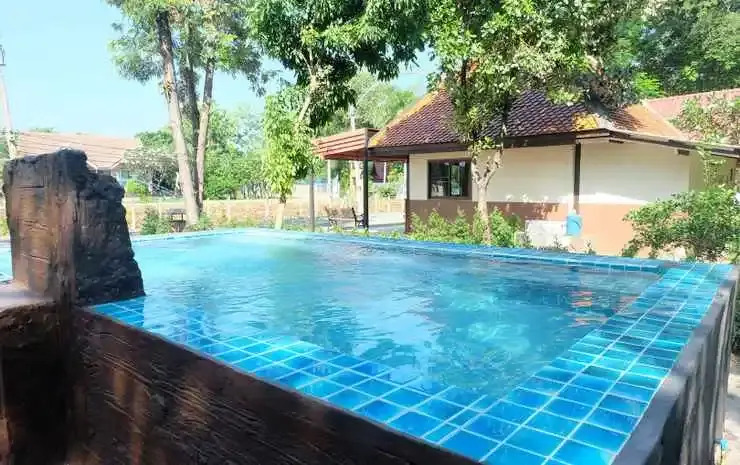 Baansuanchan resort