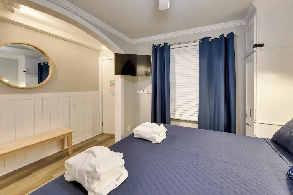 Oceanfront Condo! Breakers 210 w/ Sunrise Views