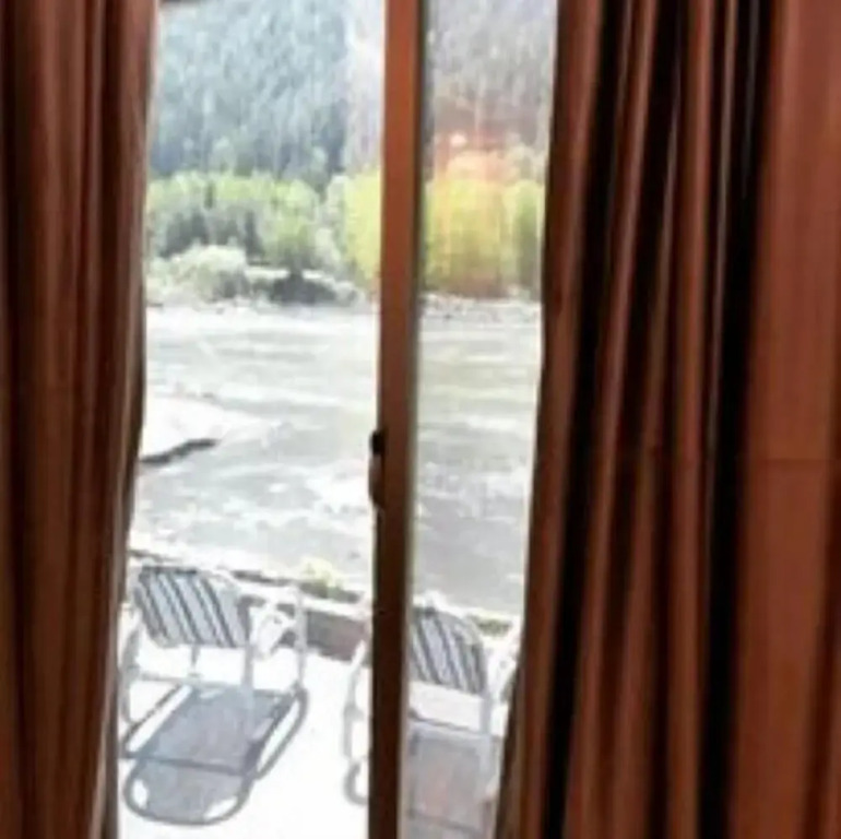 Keran Retreat
