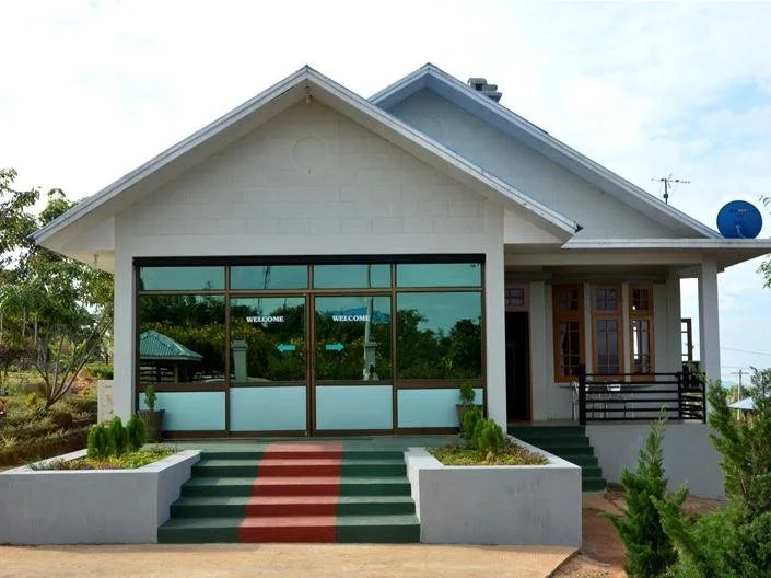Yadanapon City Hotel