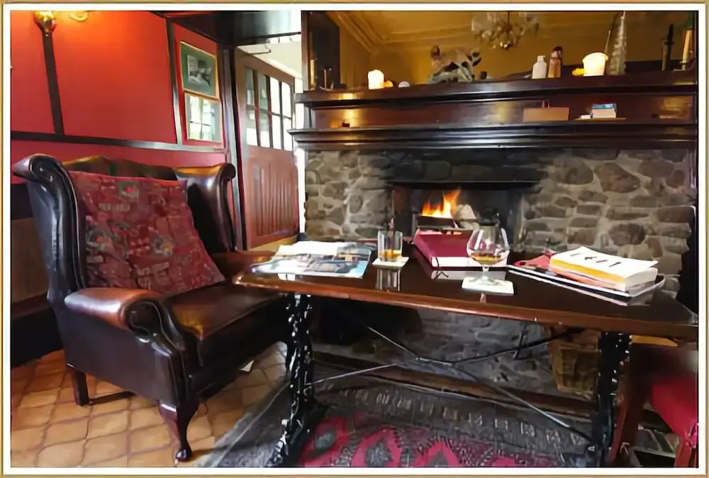 Kilfinan Hotel
