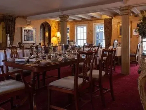 The Horseshoe Inn