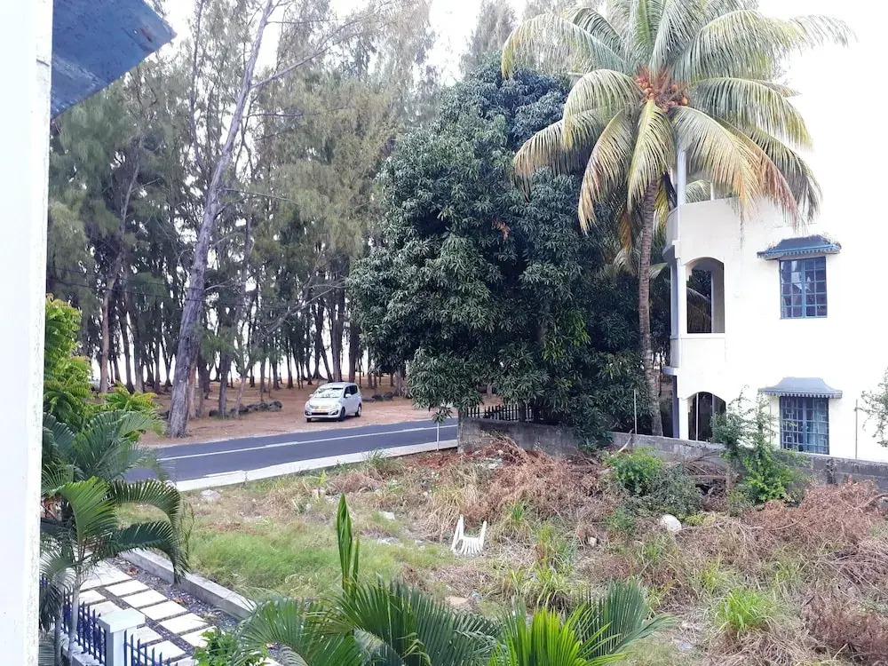 Apartment With 3 Bedrooms in Flic en Flac, With Wonderful sea View, Ba