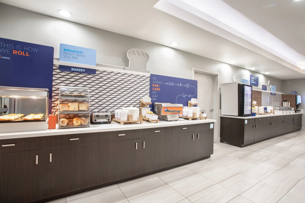 Holiday Inn Express & Suites Yosemite Park Area by IHG