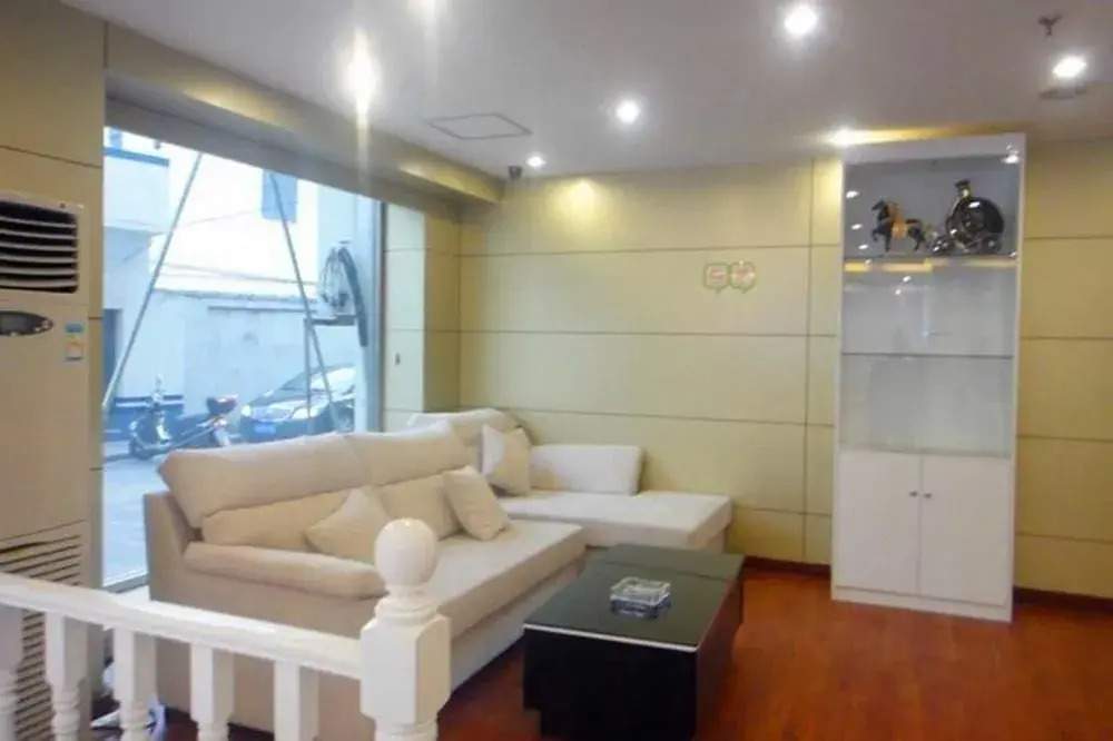 Hanting Hotel Shanghai Babaiban Pudian Road Subway Station