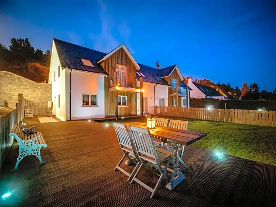 Taymore Lodge