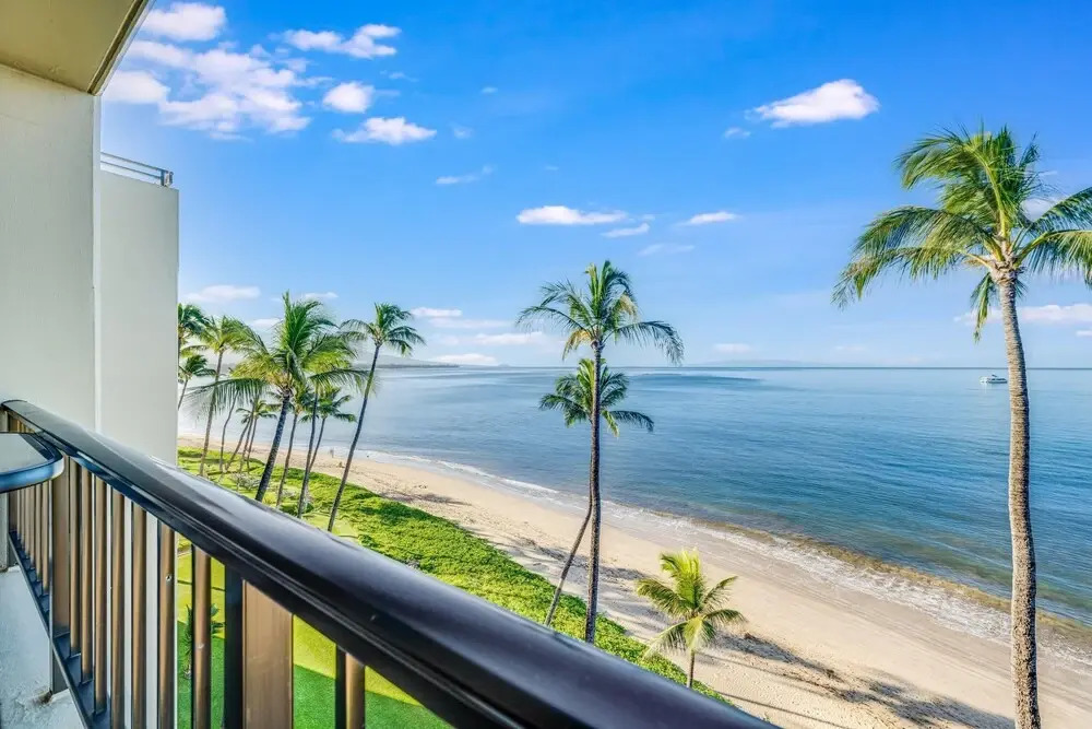 Sugar Beach Penthouse #27 by Ali'i Resorts