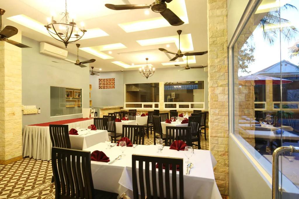 Chheng Residence