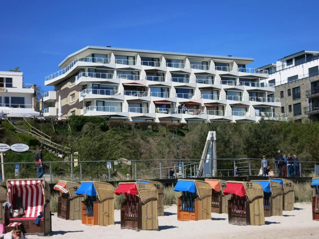 Riv/01 - Riviera - Aussenschwimmbad