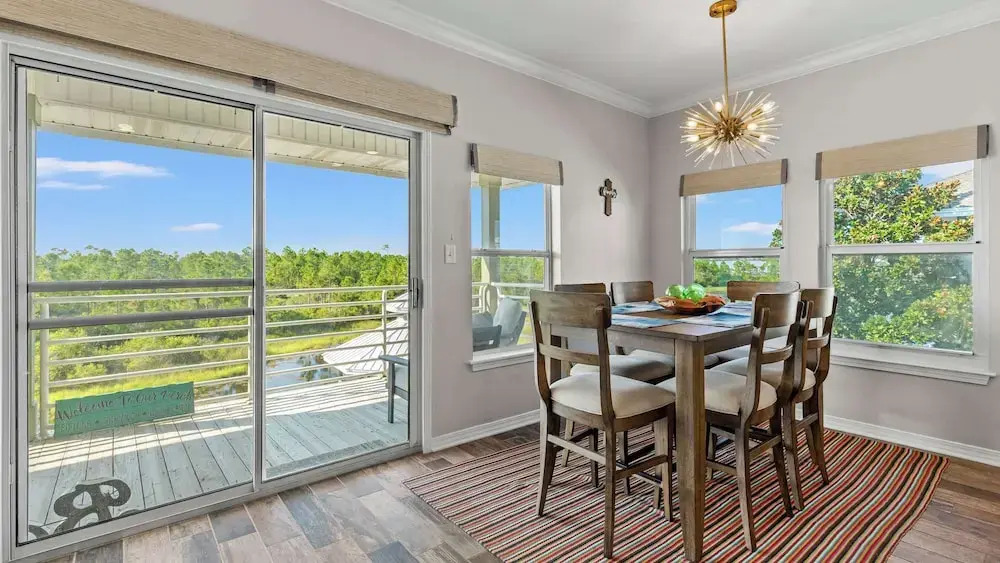 Cozy 3-bedroom Condo Comfy Living Space, Two Balconies, Outdoor Pool