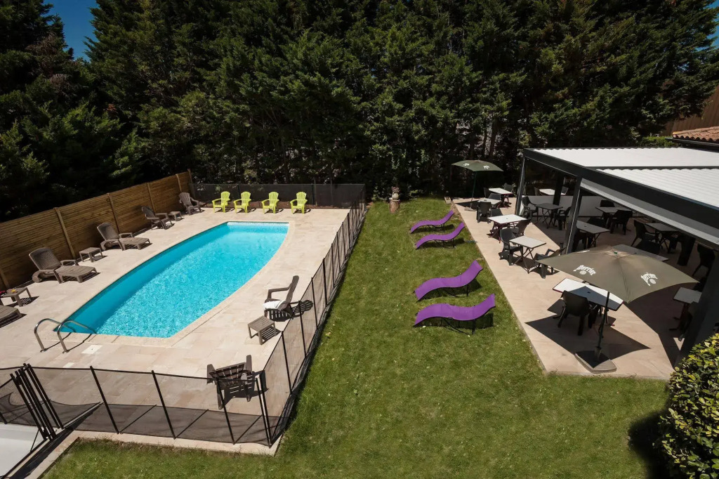 LOGIS Hôtel Restaurant Le Clos Fleuri