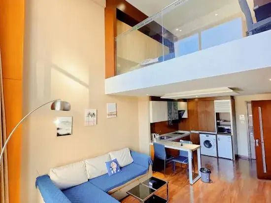 XueZhongYu Loft International Apartment
